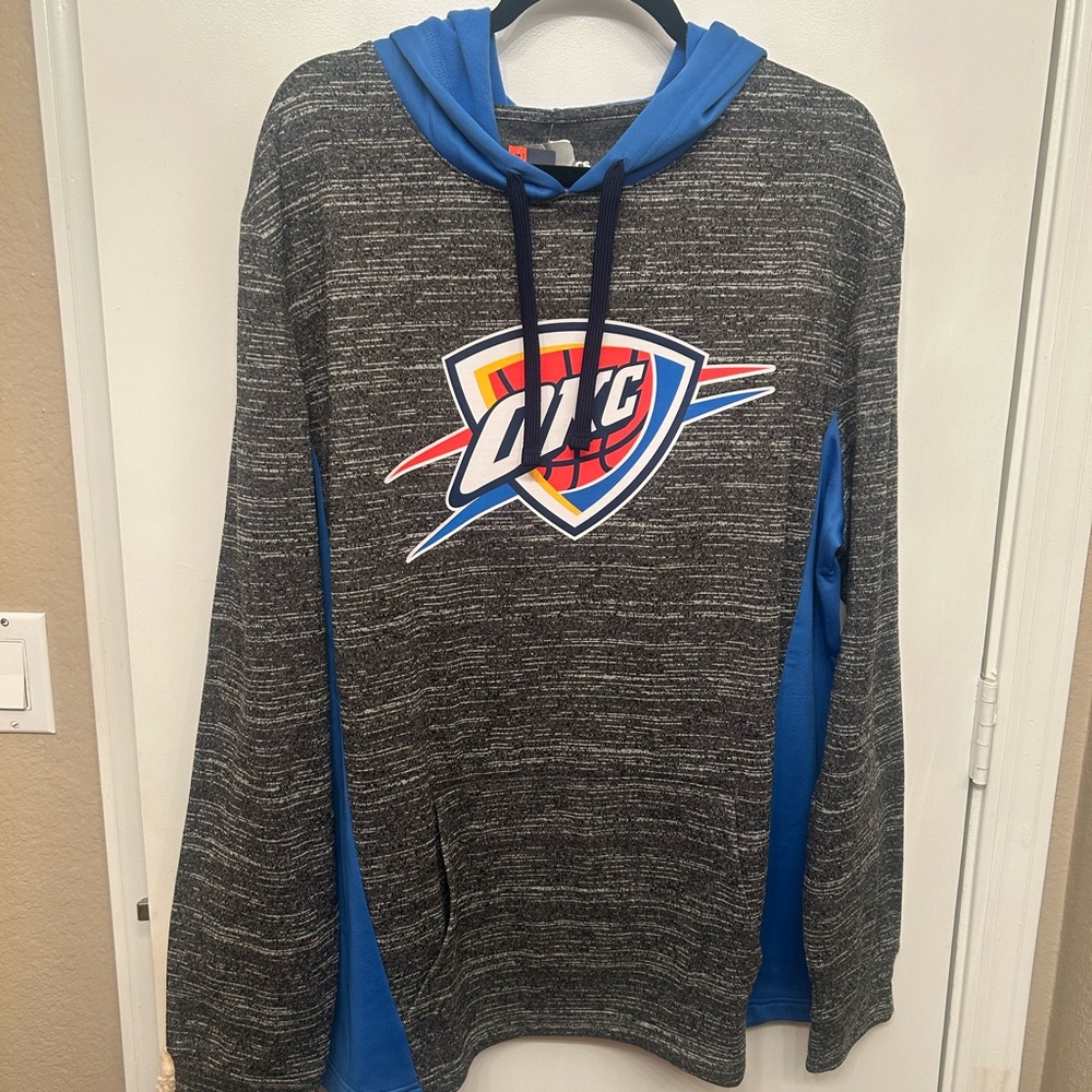 Fanatics Gray and Blue Men's OKC Thunder Hoodie